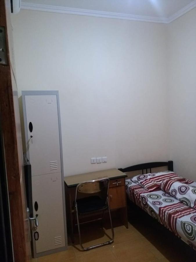Hotel Danyshom Cikarang Exterior foto